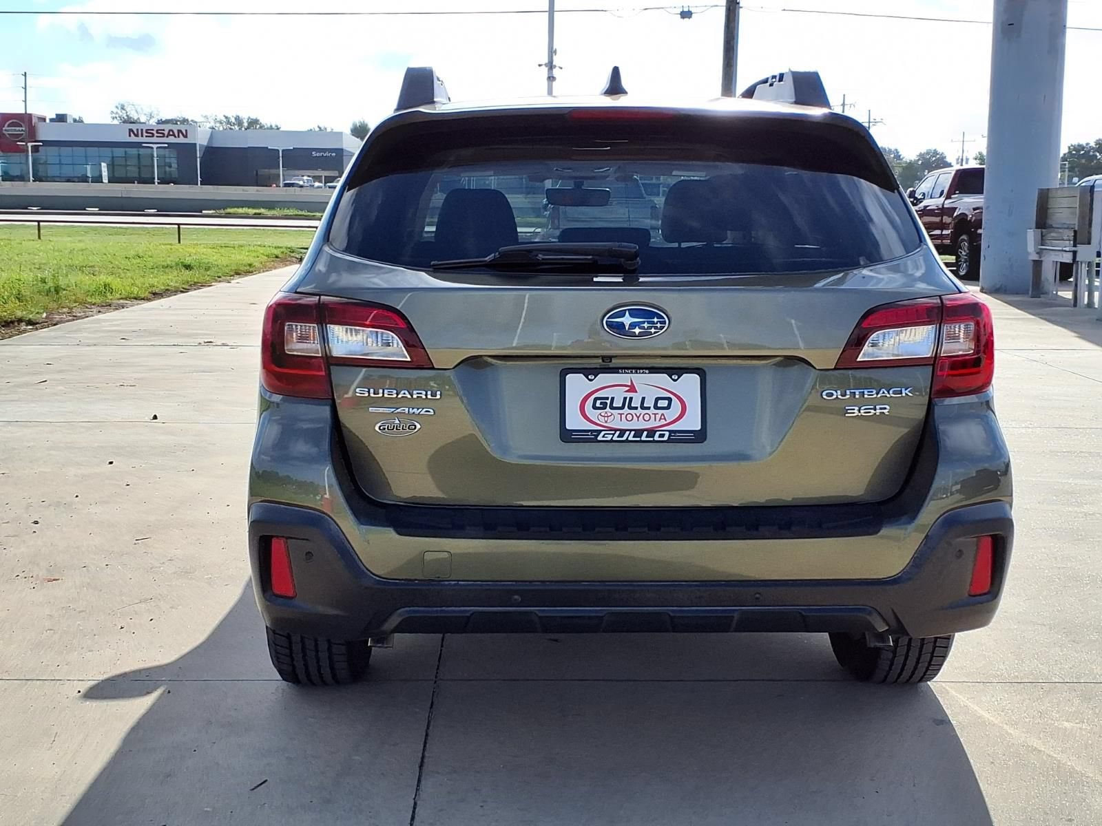 Used 2019 Subaru Outback 3.6R Limited w/ Popular Package #2 AWD/4WD image 7