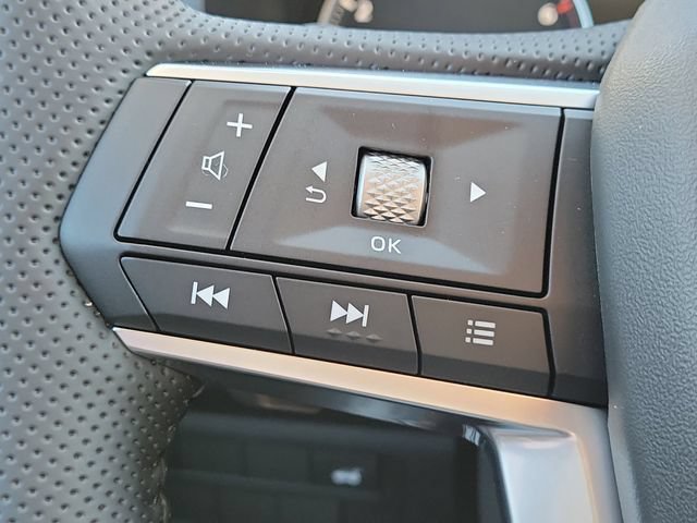 New 2026 Mitsubishi Outlander SE FWD image 25