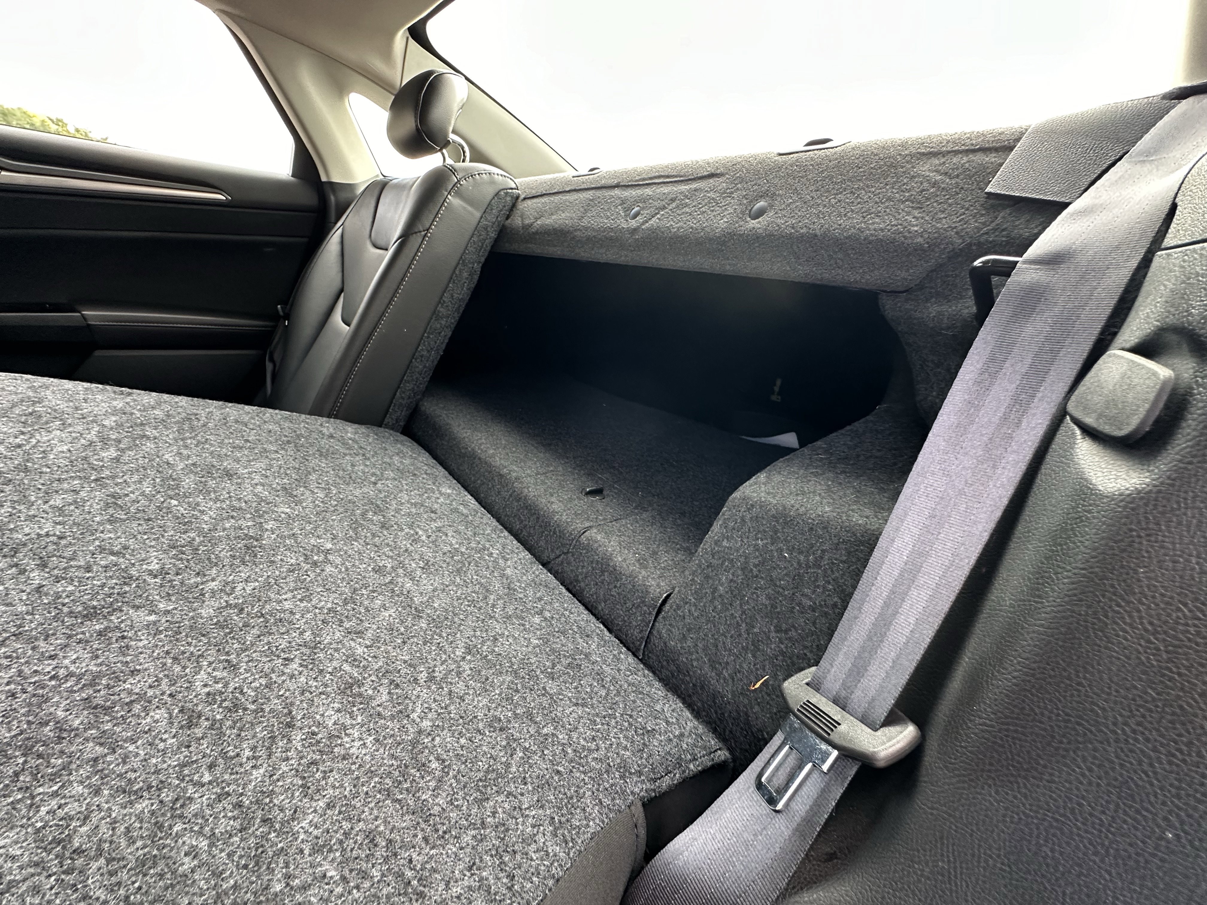 Used 2014 Ford Fusion Titanium image 29