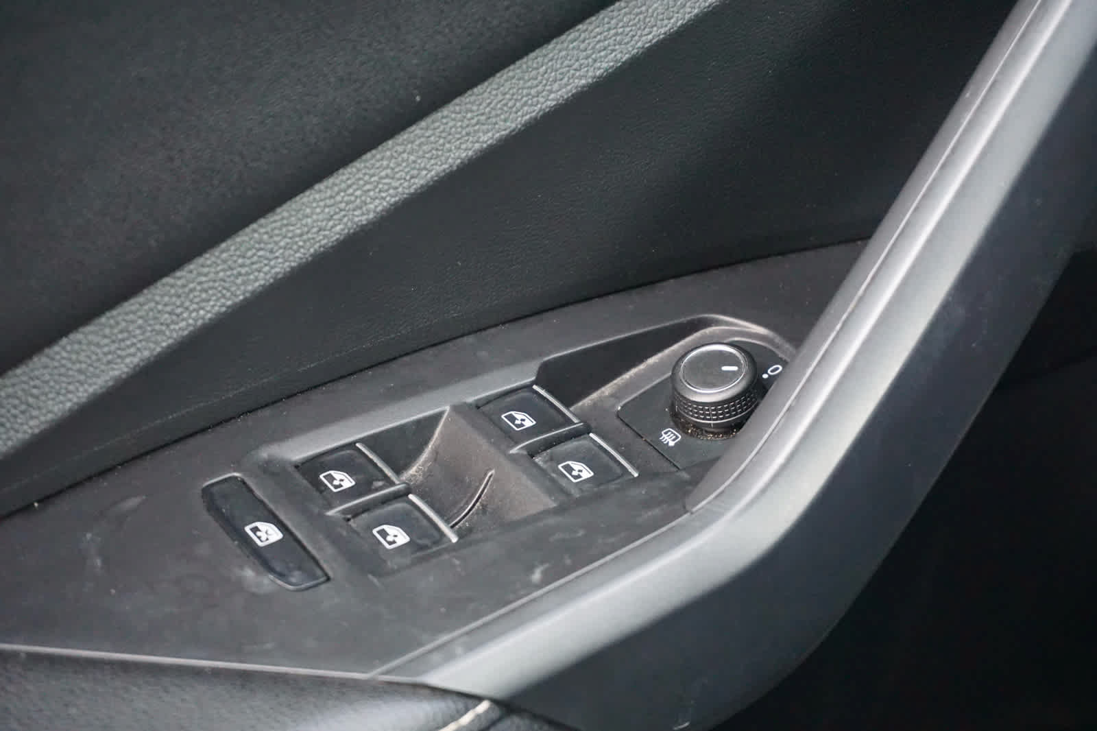 Used 2022 Volkswagen Jetta S FWD image 16