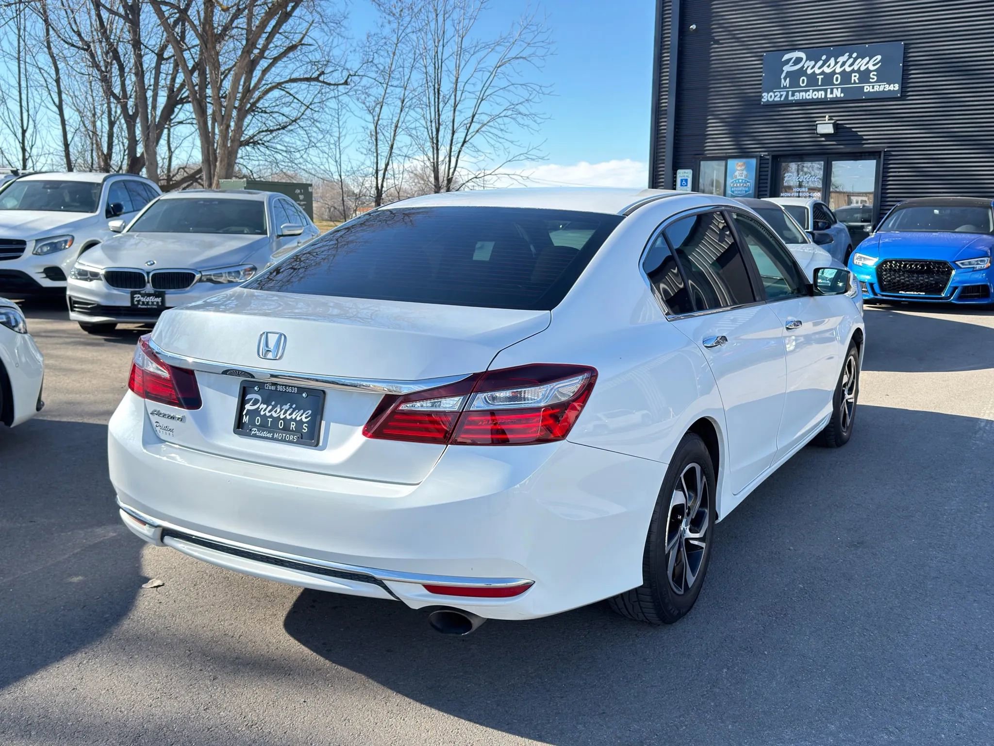 Used 2017 Honda Accord LX image 5