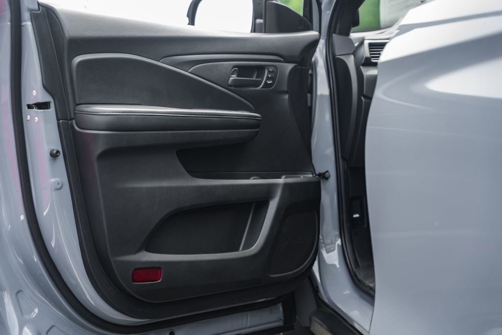 Used 2023 Honda Passport EX-L image 37