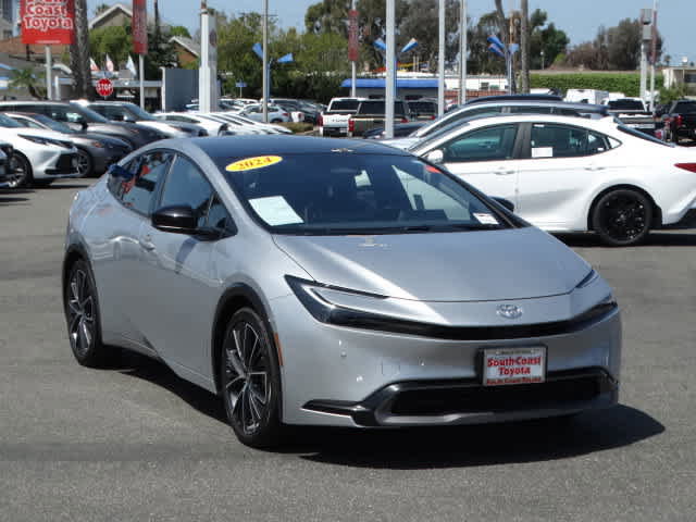 Used 2024 Toyota Prius Limited w/ Limited Premium Package image 2