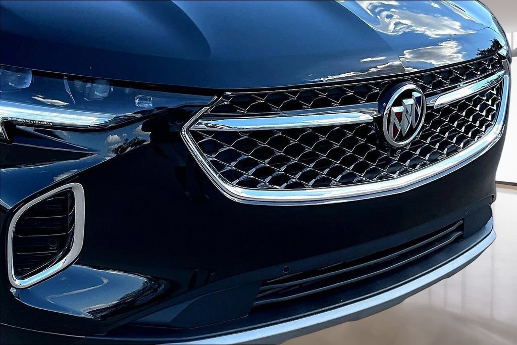 Used 2023 Buick Envision Avenir FWD image 30