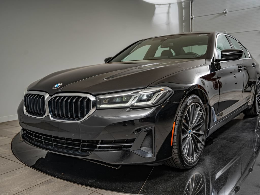 Used 2021 BMW 530i xDrive w/ Convenience Package AWD/4WD image 14