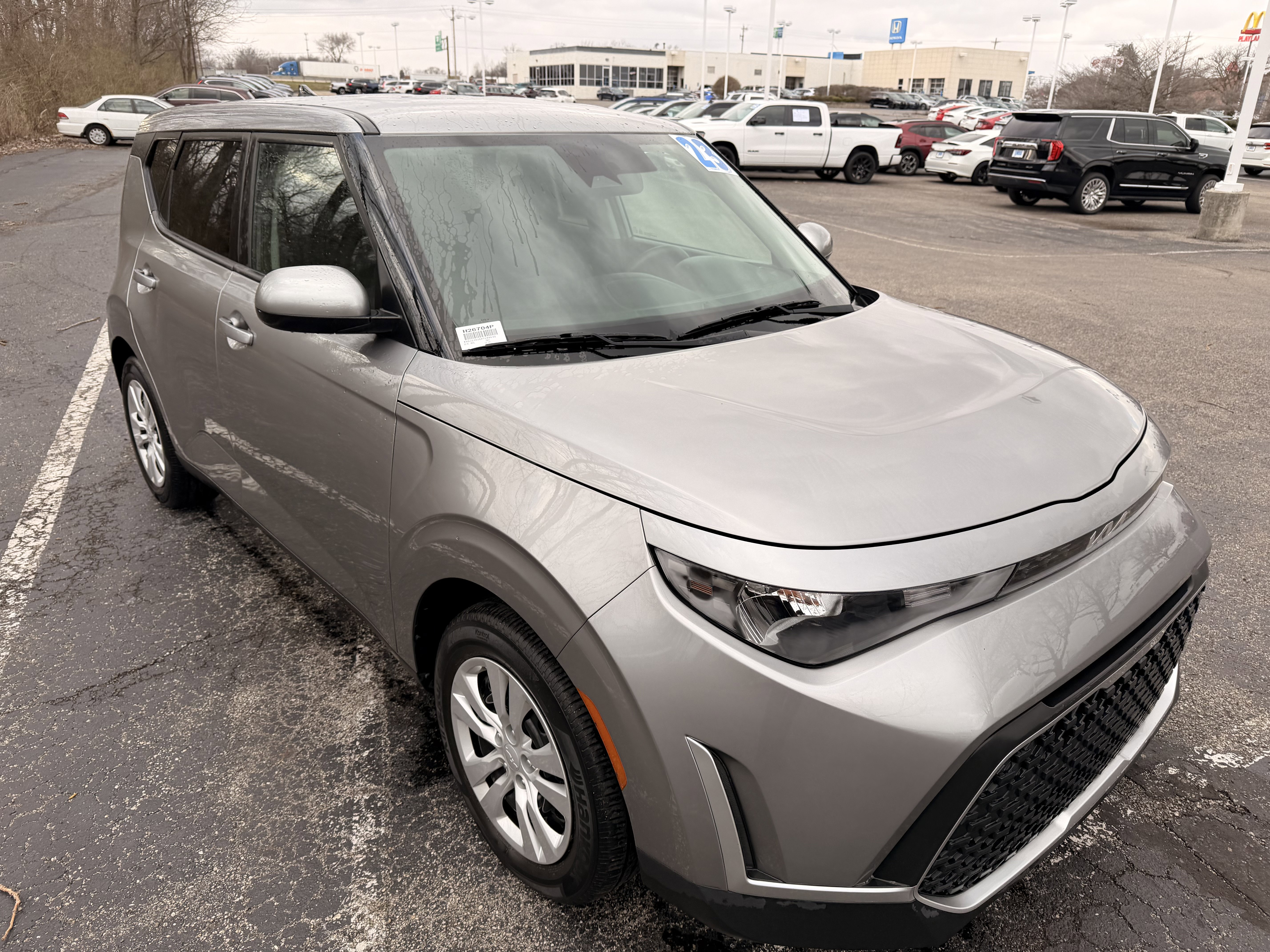 Used 2023 Kia Soul LX image 1