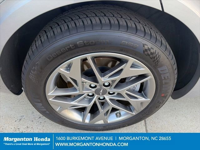 Used 2025 Genesis GV70 2.5T AWD/4WD image 12
