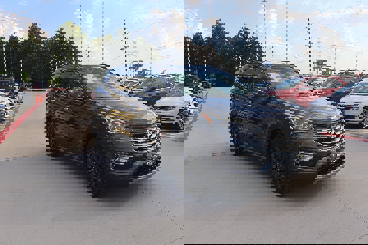 Used 2017 Hyundai Santa Fe Sport w/ Cargo Package image 7