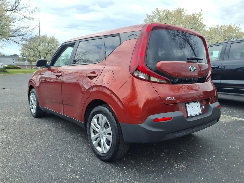 Used 2021 Kia Soul LX image 4
