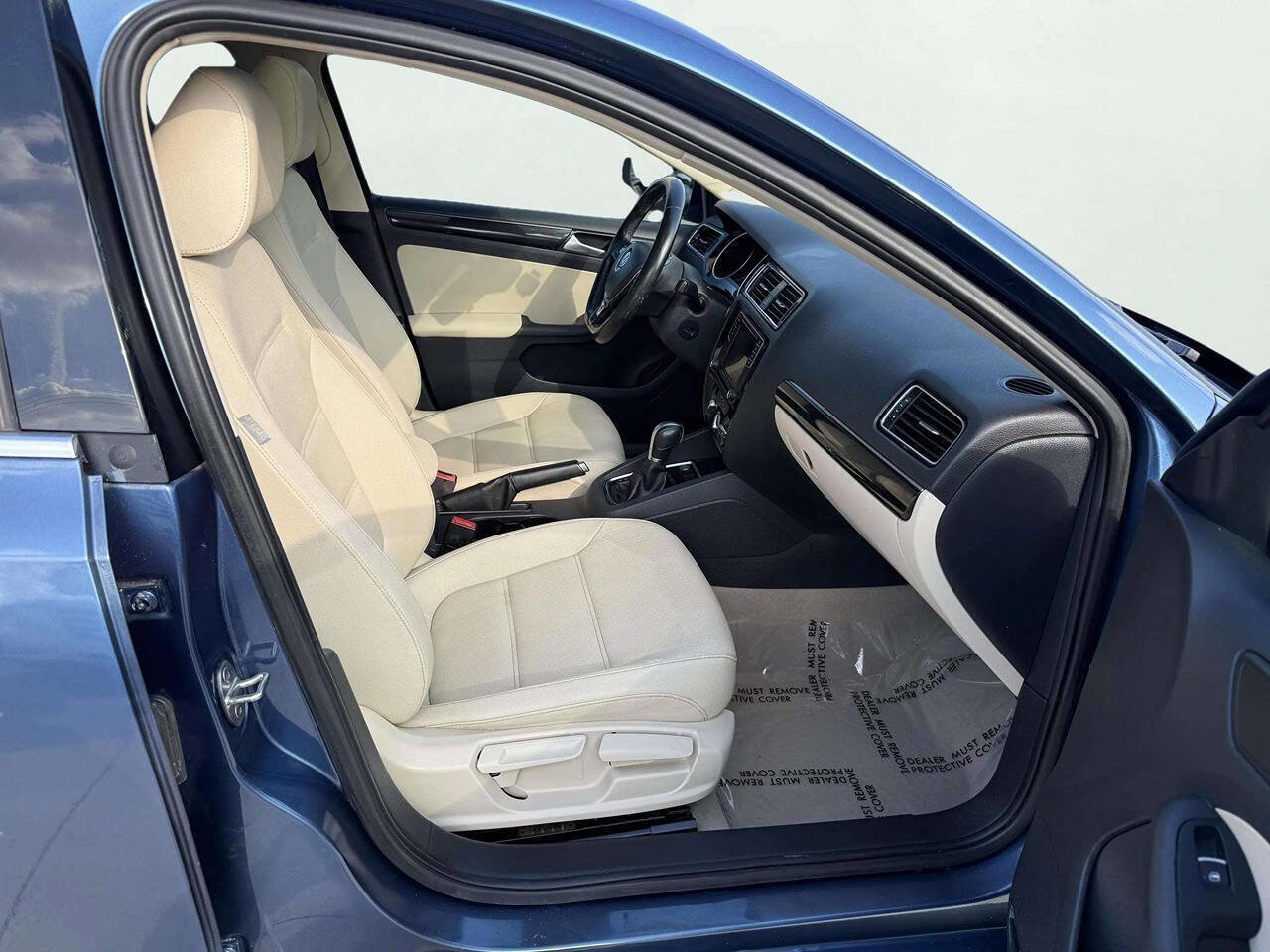 Used 2016 Volkswagen Jetta SEL image 12