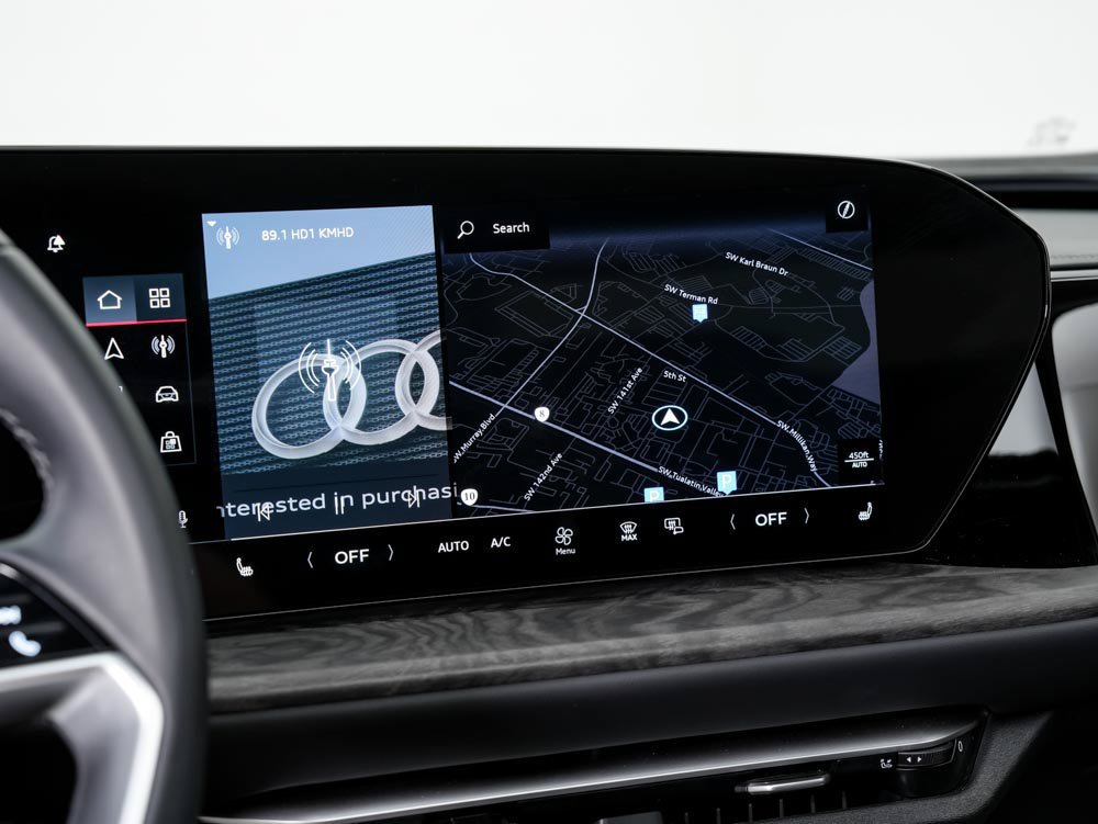 Certified 2025 Audi Q5 Premium Plus w/ Premium Plus AWD/4WD image 16