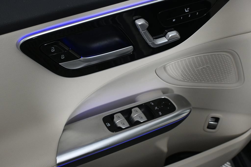 Certified 2022 Mercedes-Benz C 300 4MATIC Sedan image 8