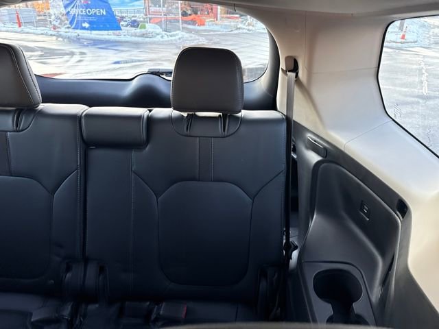 Used 2025 Honda Pilot EX-L image 21