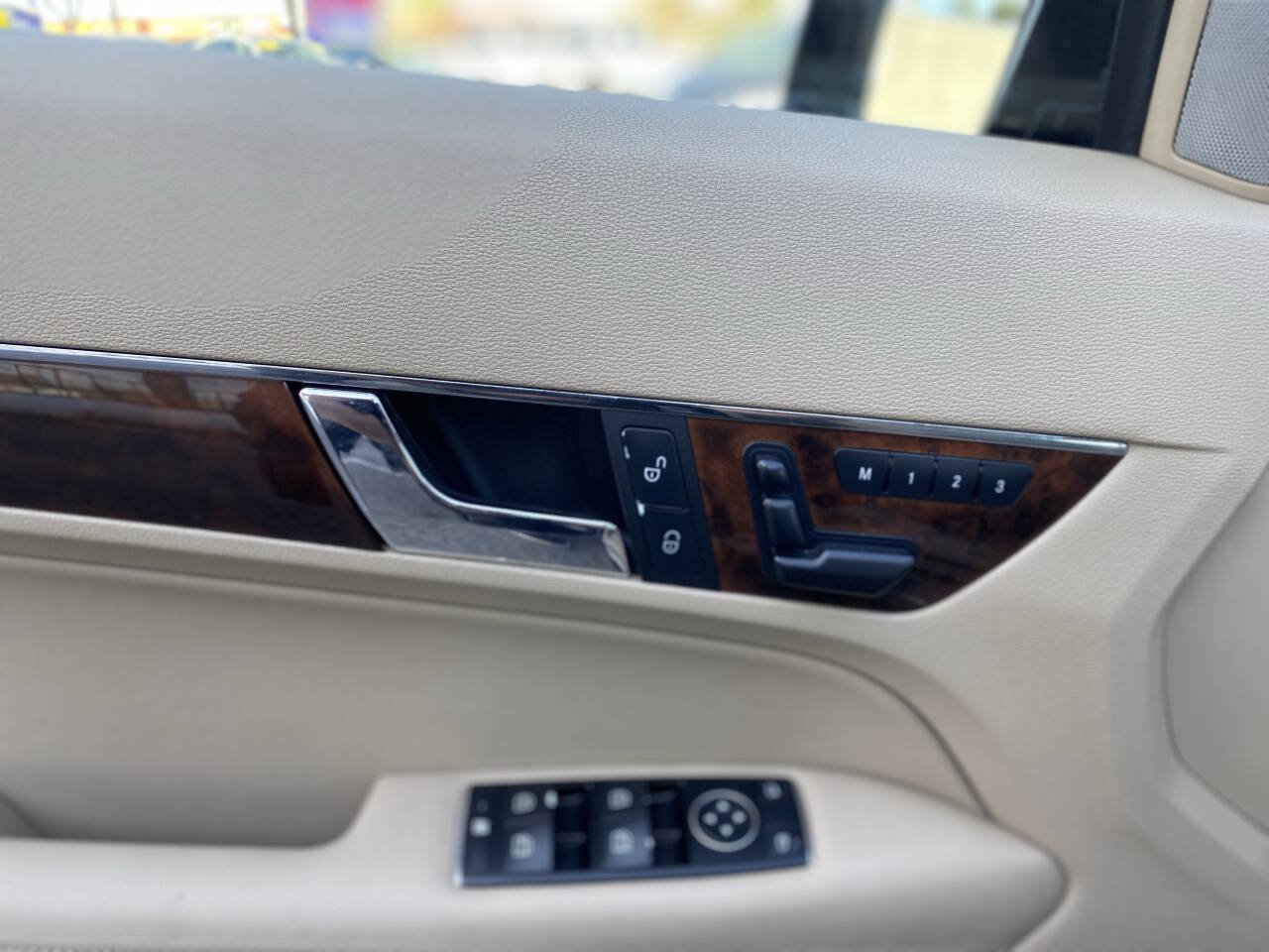 Used 2013 Mercedes-Benz E 350 Cabriolet image 30