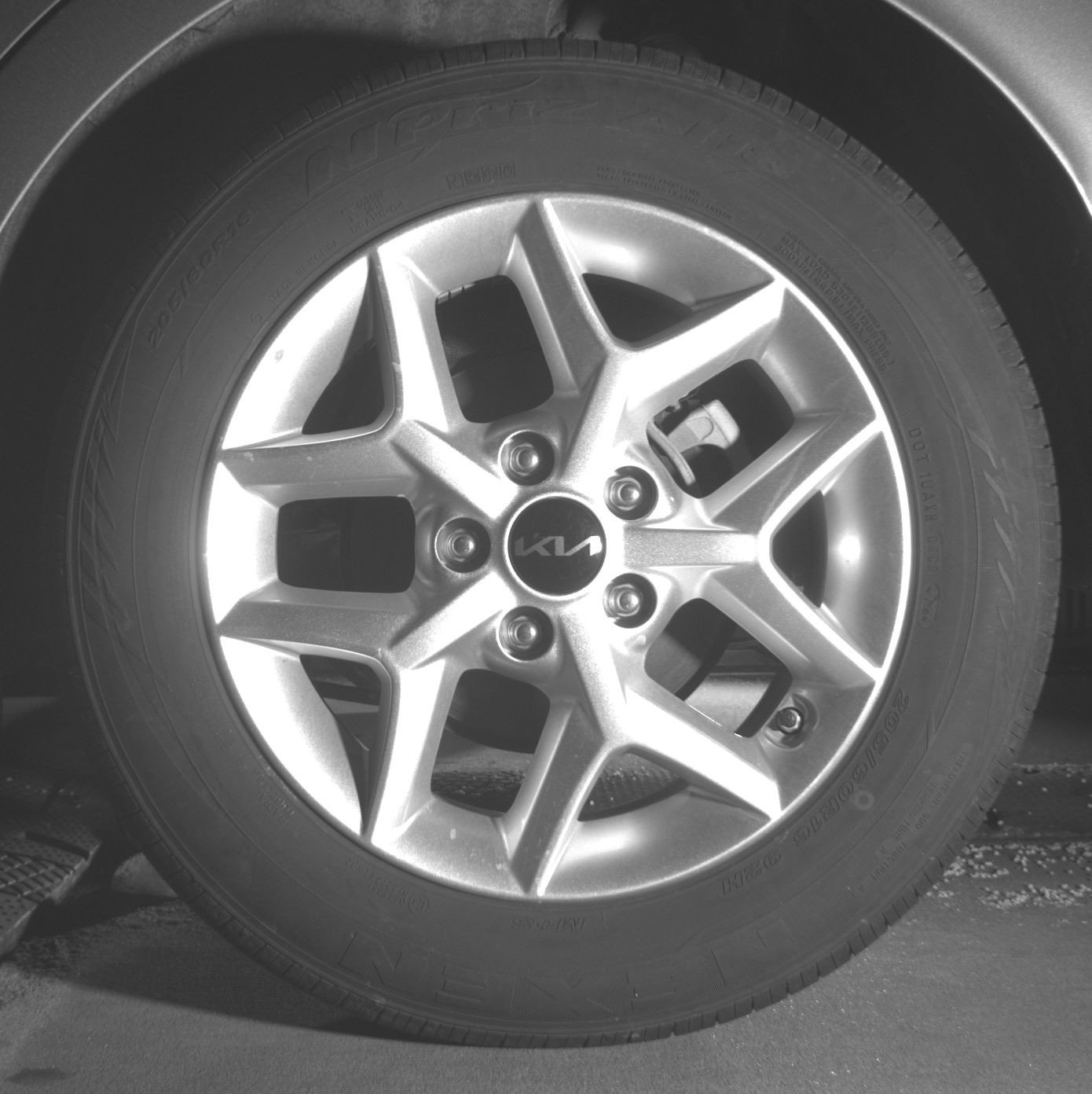 Used 2025 Kia Soul LX w/ LX Technology Package FWD image 14