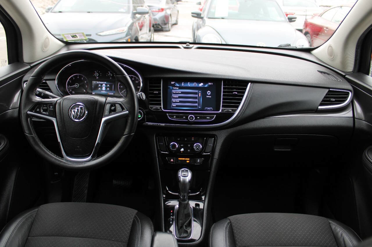 Used 2017 Buick Encore Preferred image 32