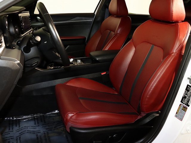 Used 2023 Kia K5 GT-Line w/ GT-Line Premium Package image 4