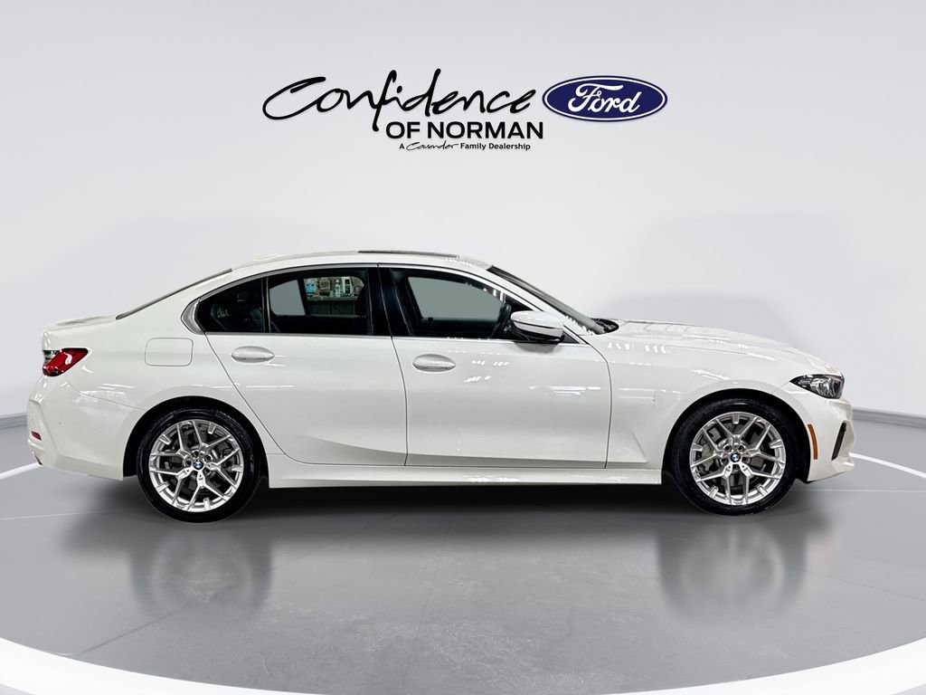Used 2025 BMW 330i Sedan image 10