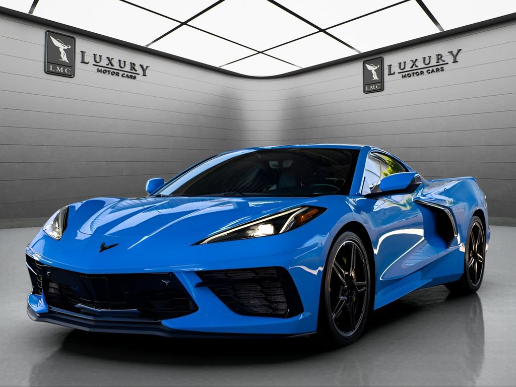 Used 2023 Chevrolet Corvette Stingray Preferred Cpe w/ Z51 Performance Package RWD image 4