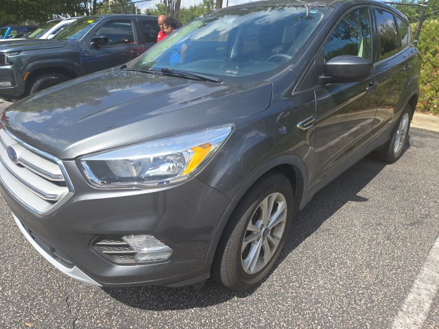 Used 2019 Ford Escape SE