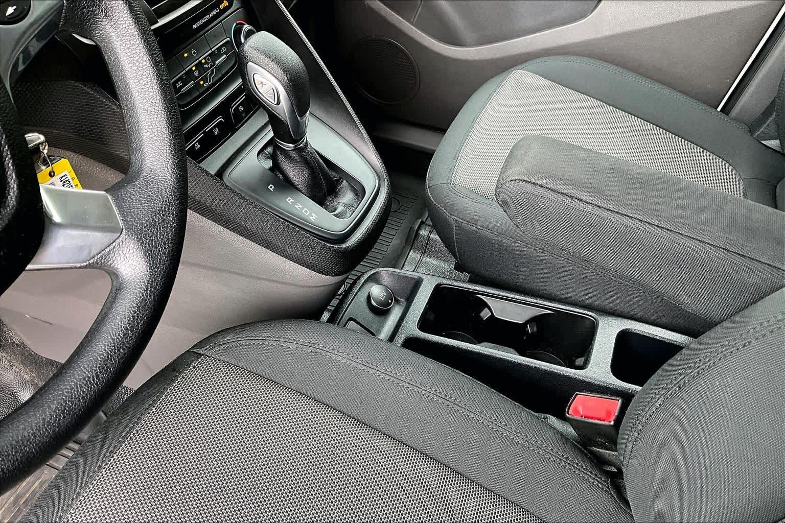 Used 2019 Ford Transit Connect XL FWD image 17