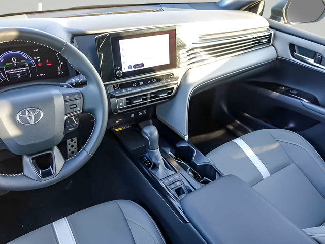 Used 2026 Toyota Camry SE AWD/4WD image 15