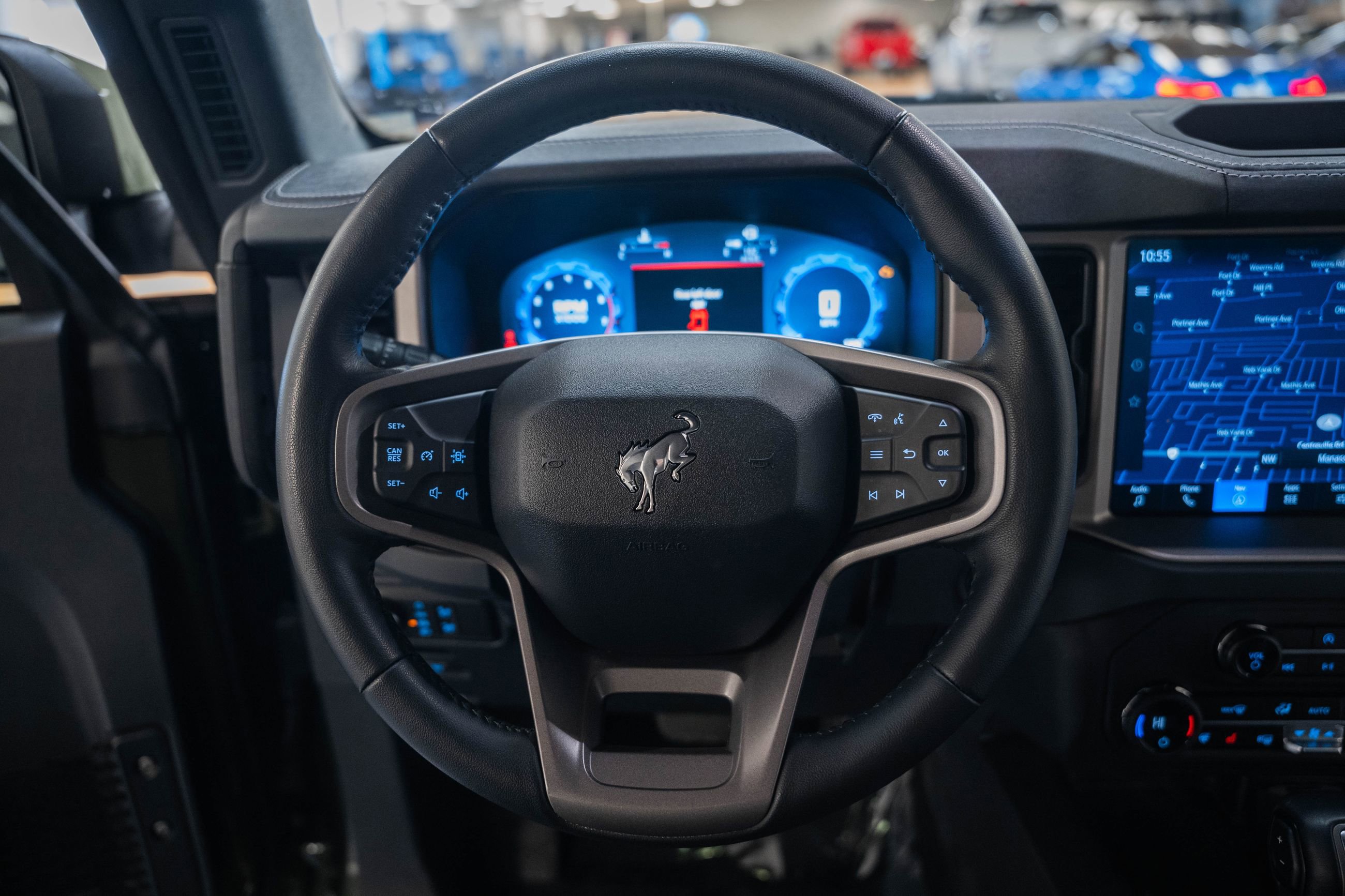 Used 2025 Ford Bronco Outer Banks image 37