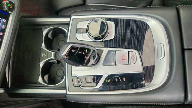Used 2022 BMW 750i xDrive w/ Executive Package AWD/4WD image 49