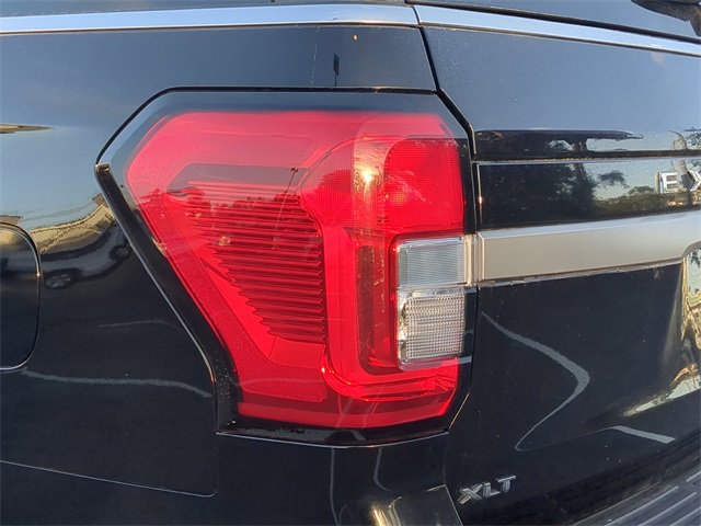 Used 2024 Ford Expedition Max XLT image 10
