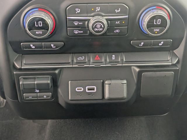 Used 2022 Chevrolet Silverado 2500 LT w/ Convenience Package image 22