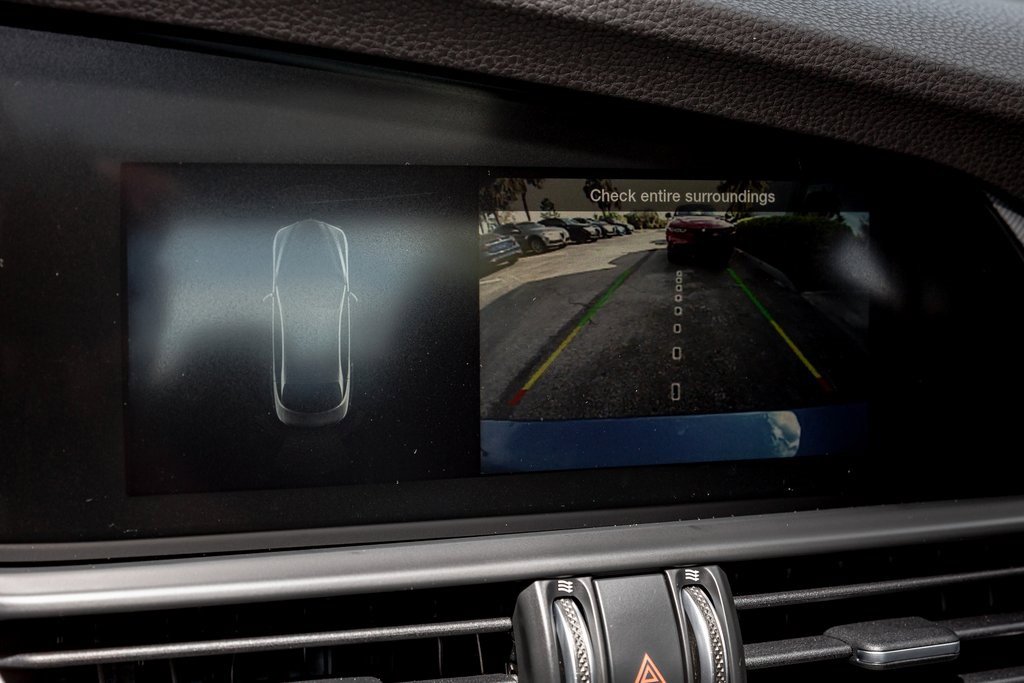 New 2025 Alfa Romeo Giulia w/ Driving Assist Package image 17