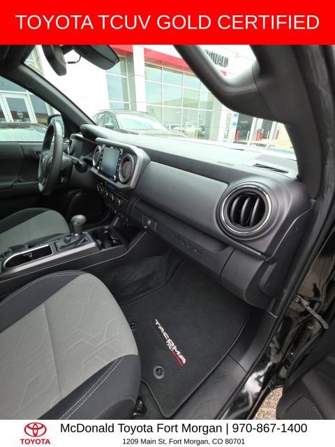 Used 2023 Toyota Tacoma TRD Off-Road w/ Advanced Technology Package AWD/4WD image 19