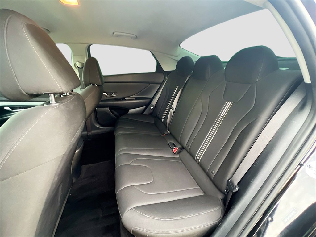 Used 2021 Hyundai Elantra SEL w/ Convenience Package image 21