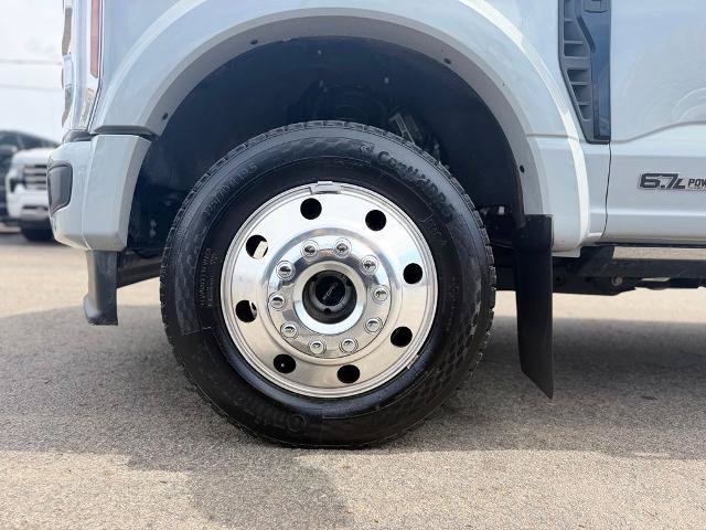 Certified 2025 Ford F450 Platinum w/ FX4 Off-Road Package AWD/4WD image 2