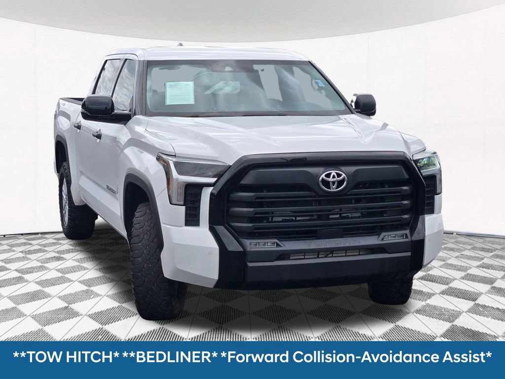 Used 2023 Toyota Tundra SR5 w/ SR5 Convenience Package AWD/4WD image 7