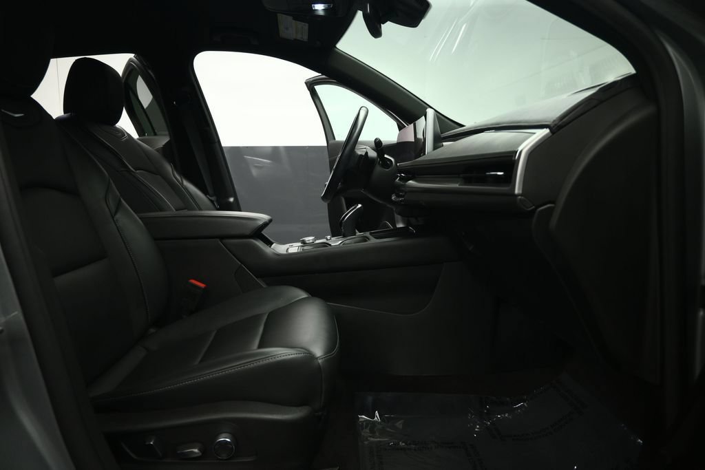 Used 2024 Cadillac XT4 Premium Luxury FWD image 54