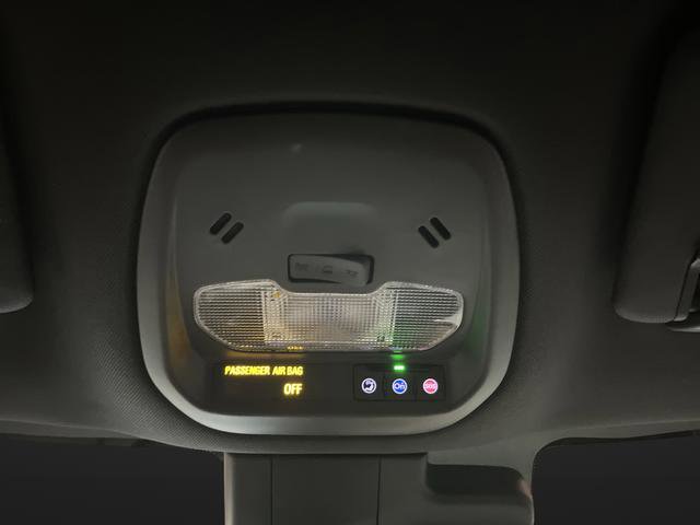 Used 2024 Chevrolet Trax RS w/ Driver Confidence Package image 22