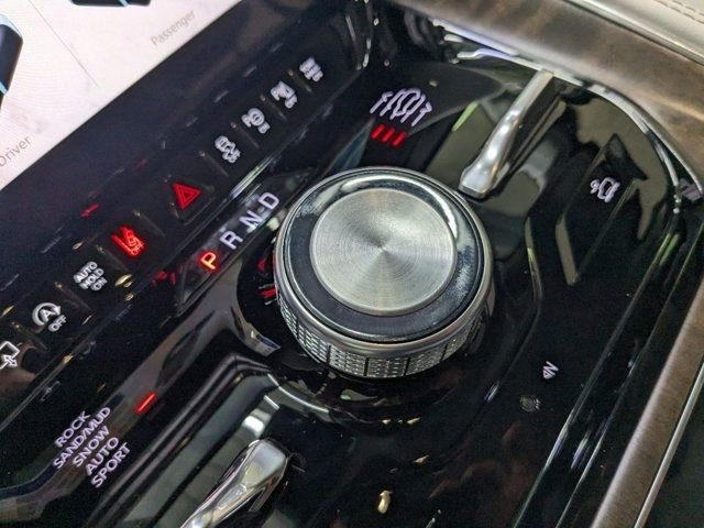 New 2024 Jeep Grand Wagoneer Series I image 17