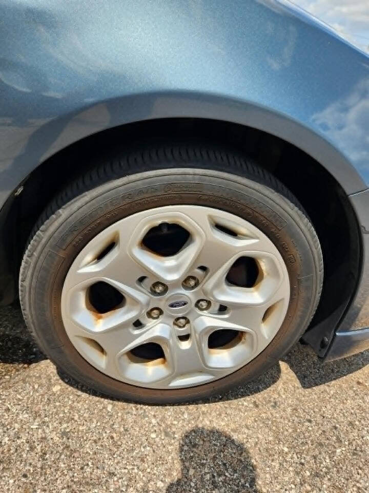 Used 2011 Ford Fusion SE w/ 202A Rapid Spec Order Code FWD image 30
