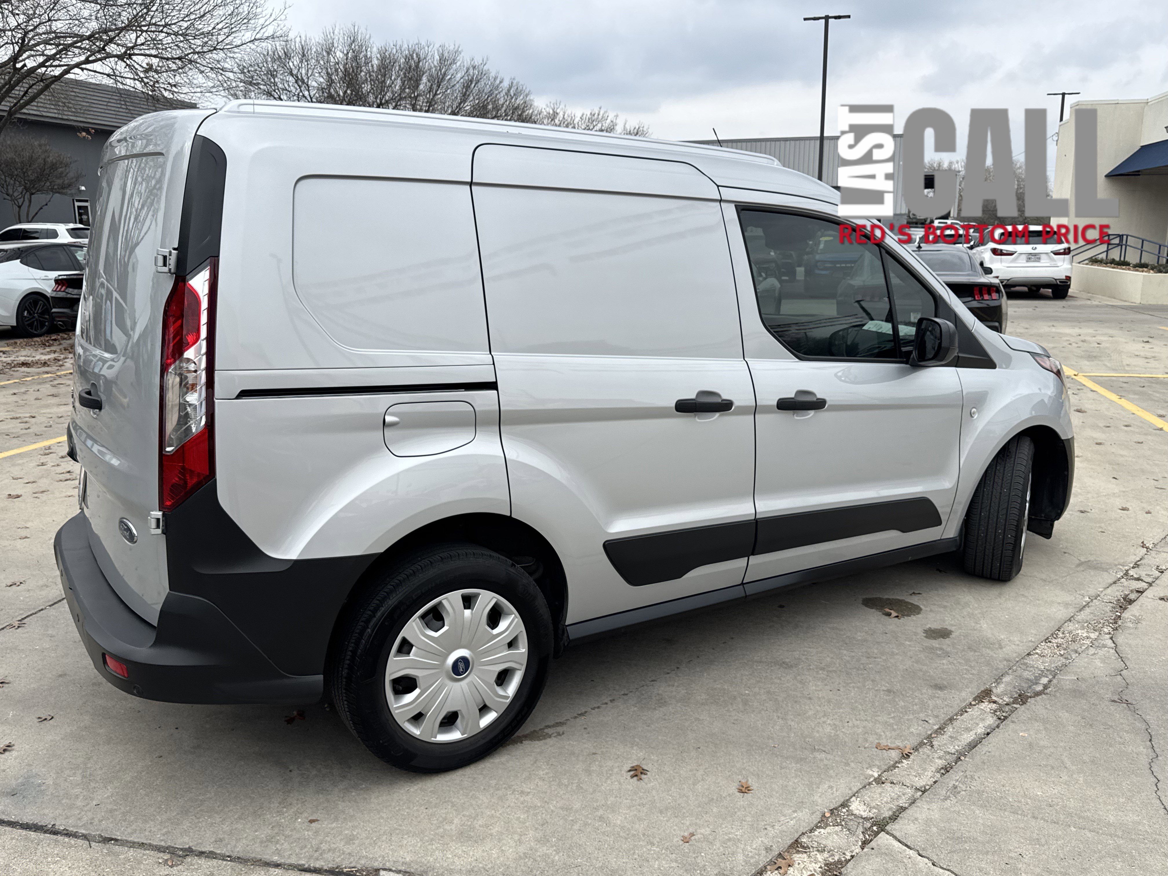 Used 2023 Ford Transit Connect XL image 5