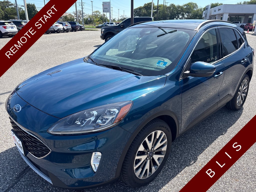 Certified 2020 Ford Escape Titanium AWD/4WD image 4