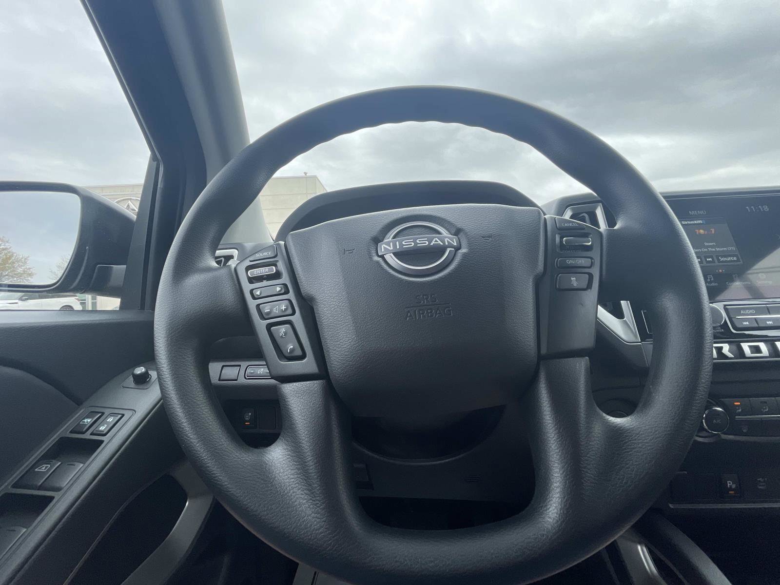 Used 2025 Nissan Frontier SV image 20