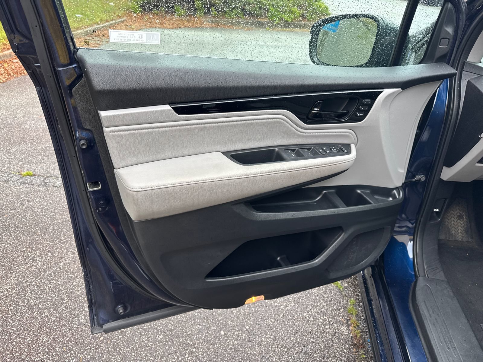 Used 2023 Honda Odyssey Touring image 10