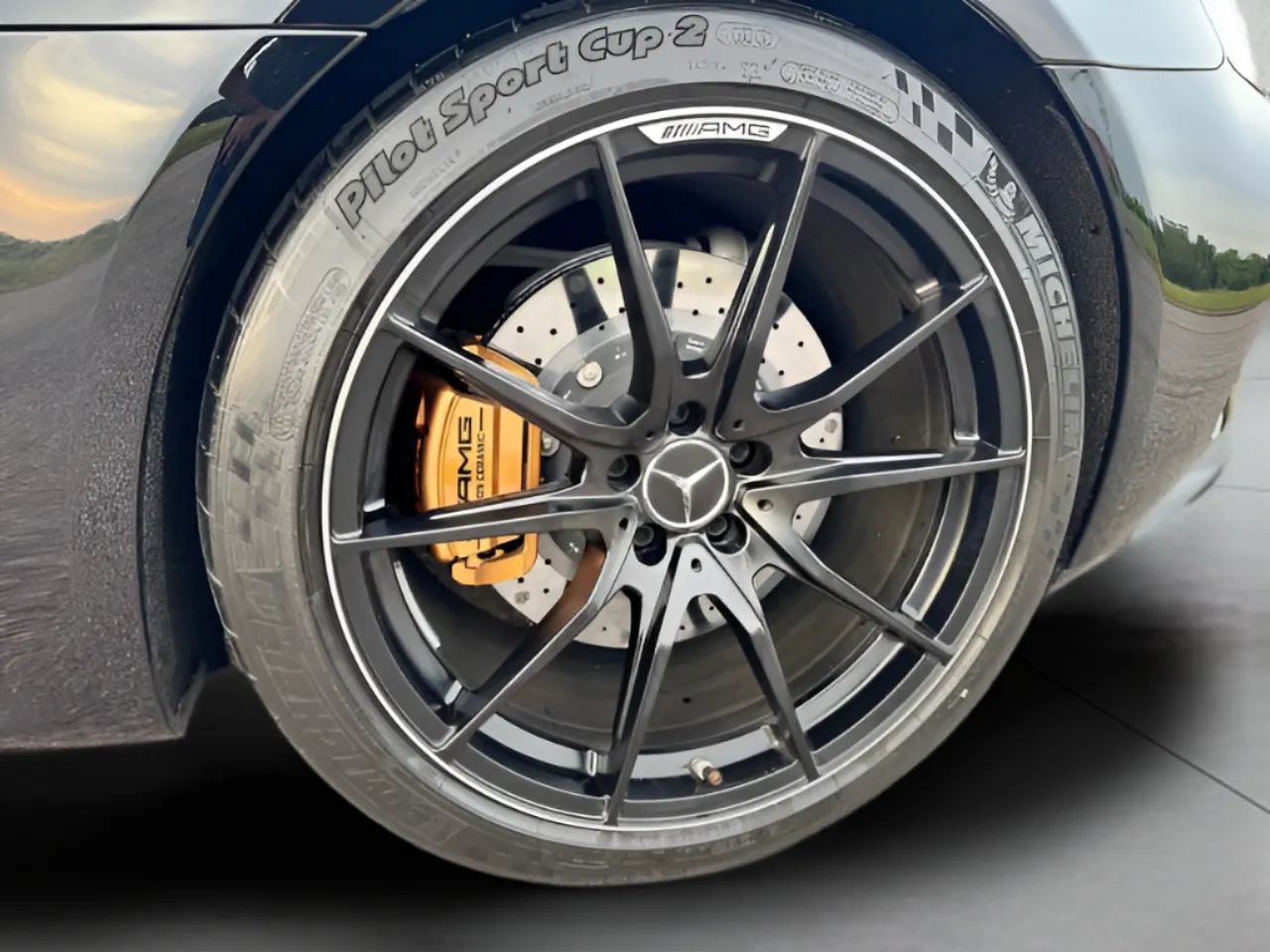 Used 2020 Mercedes-Benz AMG GT R image 29