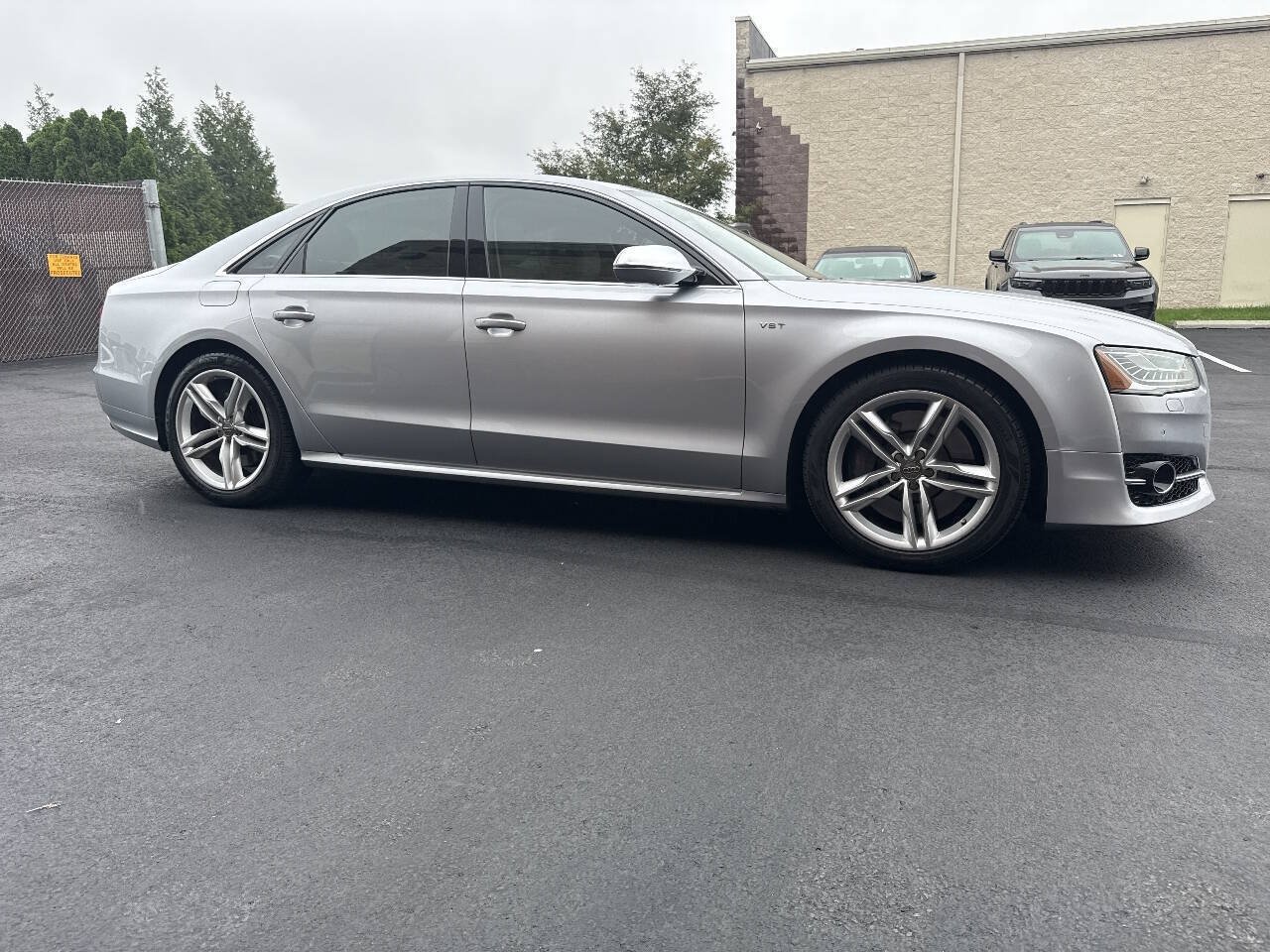 Used 2015 Audi S8 w/ S8 Driver Assistance Package AWD/4WD image 7