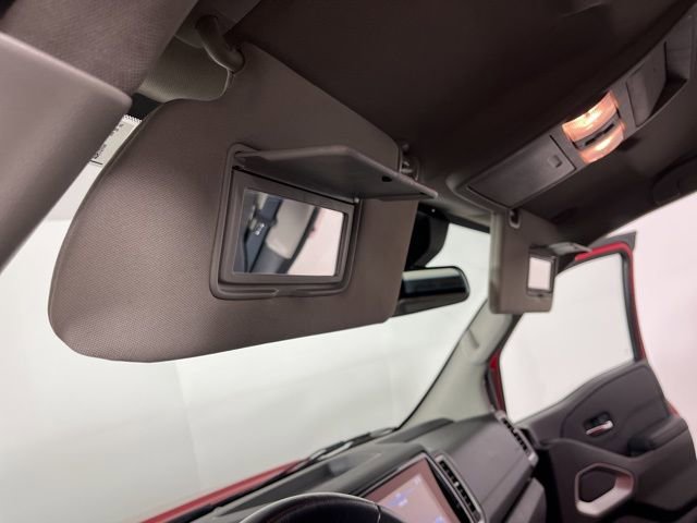 Used 2024 Nissan Frontier SV w/ Technology Package RWD image 36