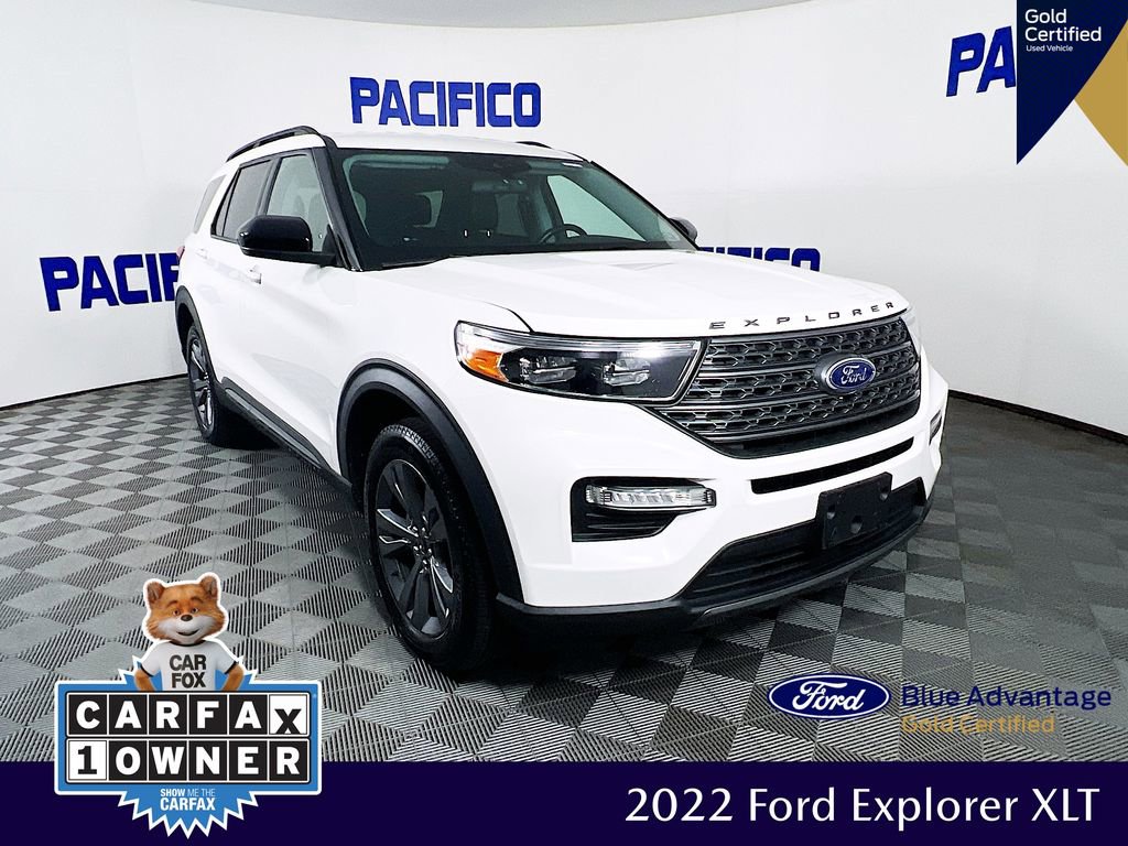 Certified 2022 Ford Explorer XLT w/ Equipment Group 202A