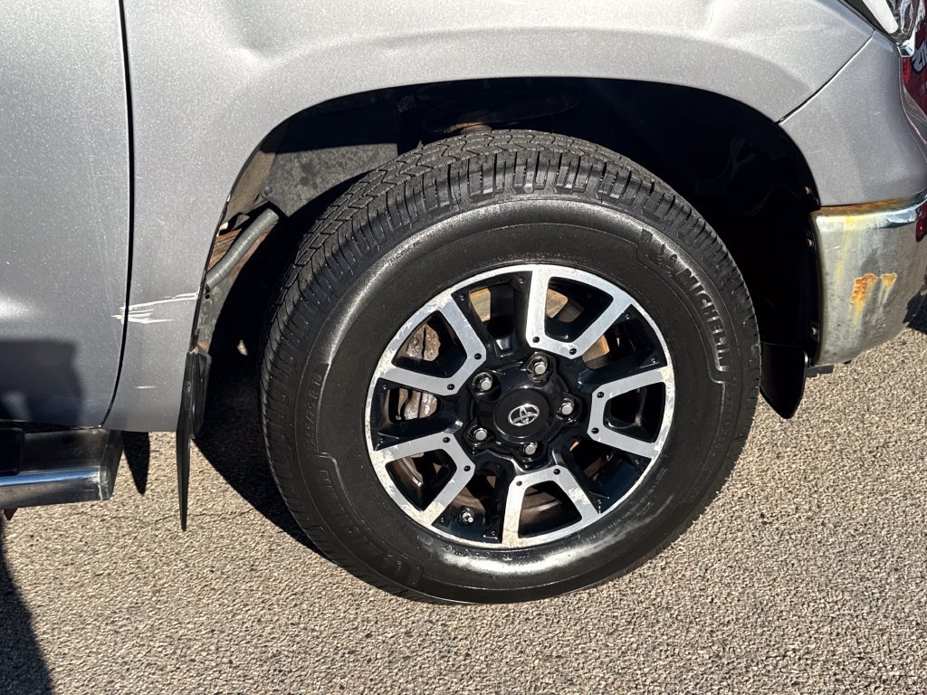 Used 2015 Toyota Tundra SR5 AWD/4WD image 42