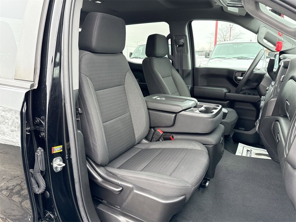 Used 2022 Chevrolet Silverado 1500 Custom image 25