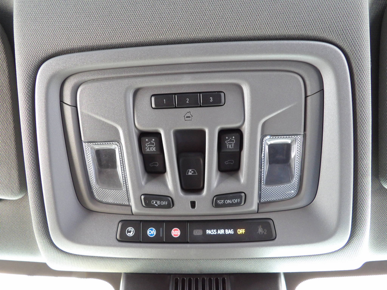 Used 2022 Chevrolet Silverado 1500 LT Trail Boss w/ LT Trail Boss Premium Package image 13